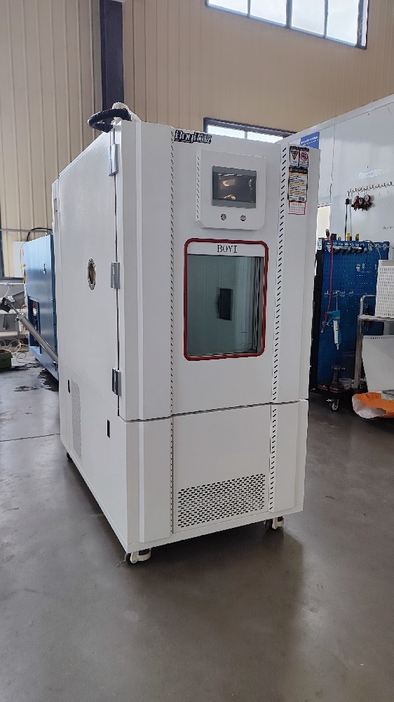 精準溫控助力研發！湖南冬達120L高低溫試驗箱今日發往上海半導體公司